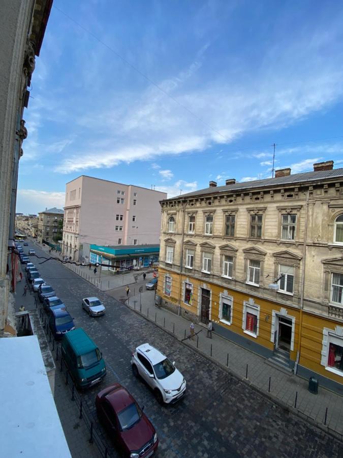 Opera House Apartment Львов Экстерьер фото