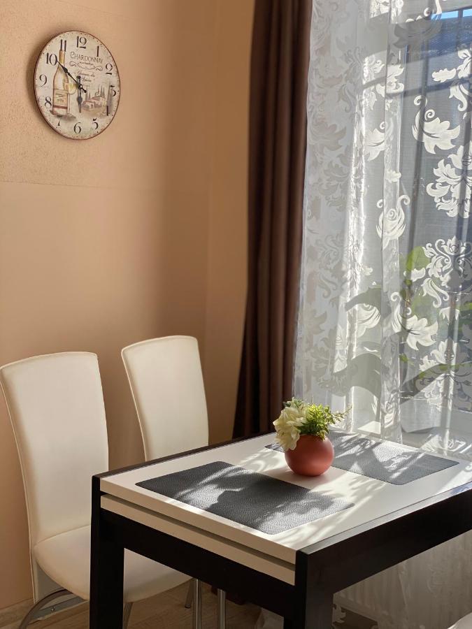 Opera House Apartment Львов Экстерьер фото
