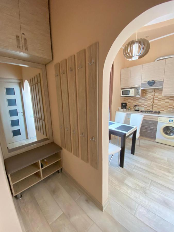 Opera House Apartment Львов Экстерьер фото